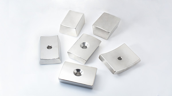 瓦型异型磁铁